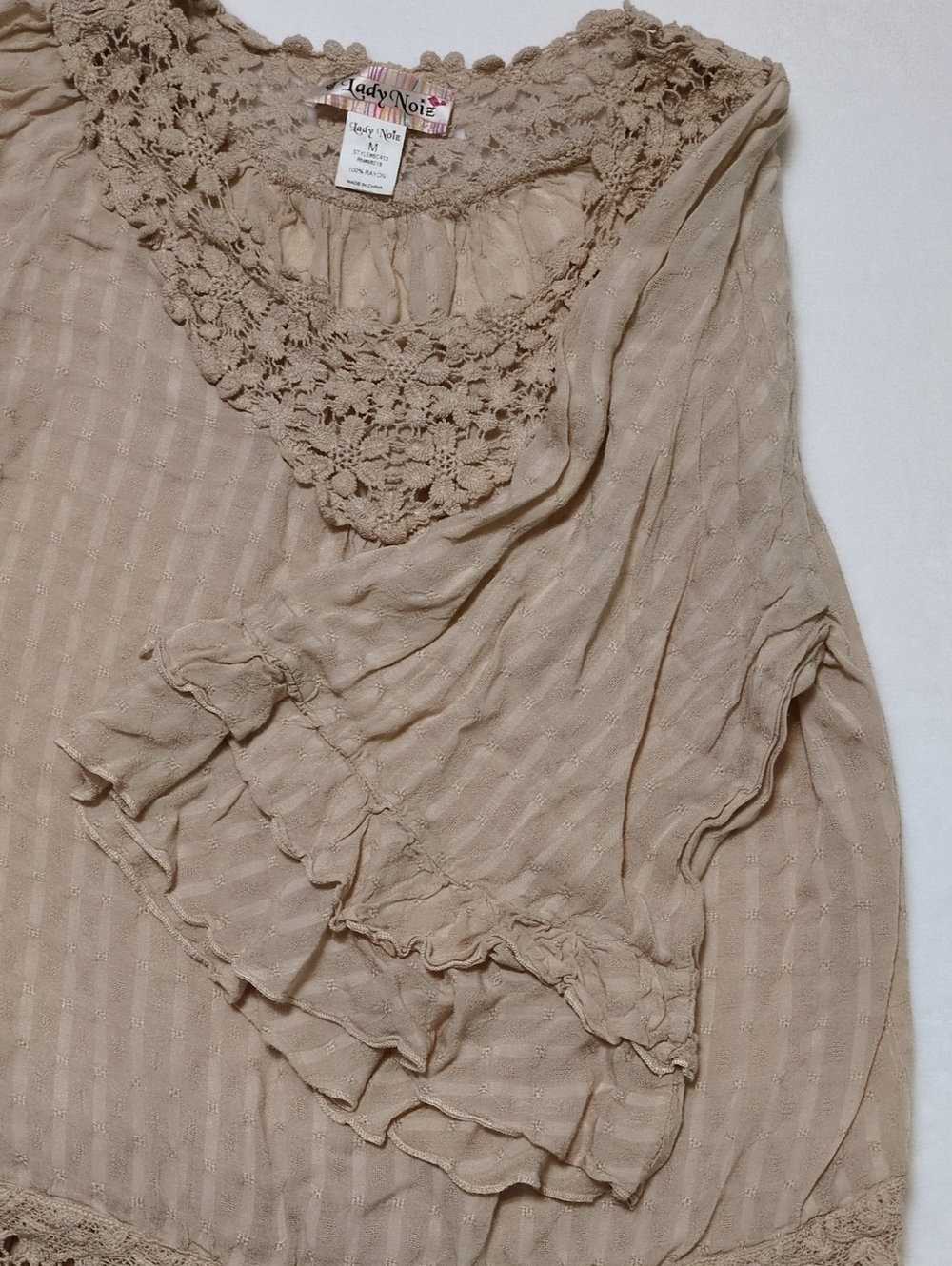 Lady Noiz Boho Crochet Lace Trim Blouse Medium Tan